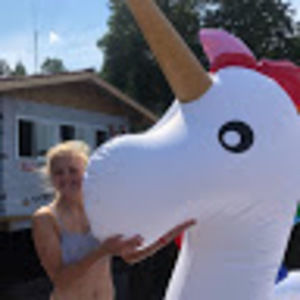 Meet your Posher, Madelyn